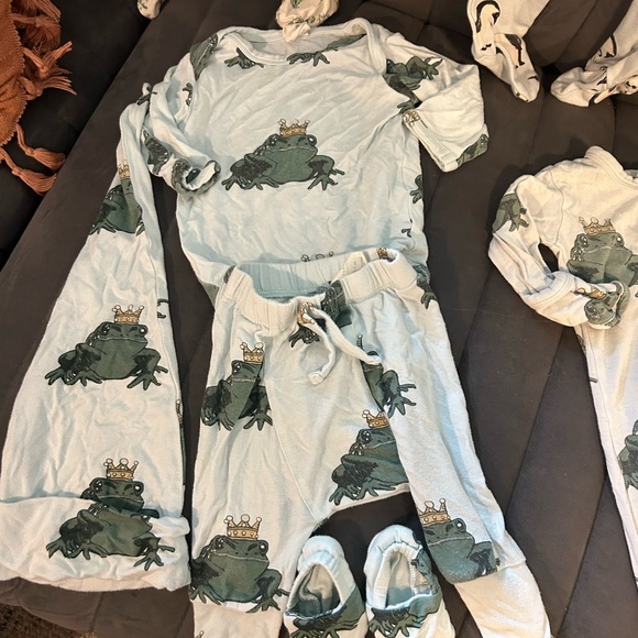 Kate Quinn 0-3 month bundle - Picture 2 of 9